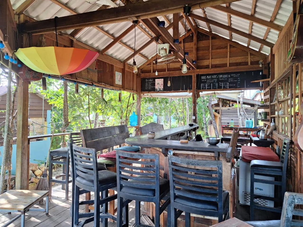 Dragonfly Guesthouse Ронгсанлем Экстерьер фото